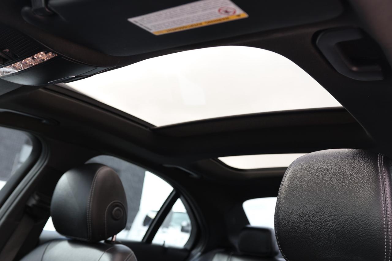 2018 Mercedes-Benz C-Class C300-4MATIC-AMG/NAV/B CAM/PANOROOF/BLIS/P SENSORS/ Photo