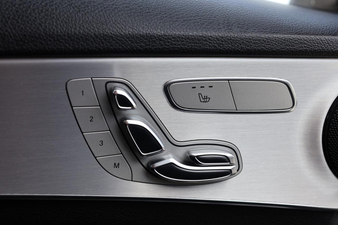 2018 Mercedes-Benz C-Class C300-4MATIC-AMG/NAV/B CAM/PANOROOF/BLIS/P SENSORS/ Photo