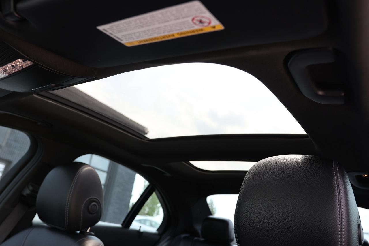 2018 Mercedes-Benz C-Class C300-4MATIC-AMG/NAV/B CAM/PANOROOF/BLIS/P SENSORS/ Photo