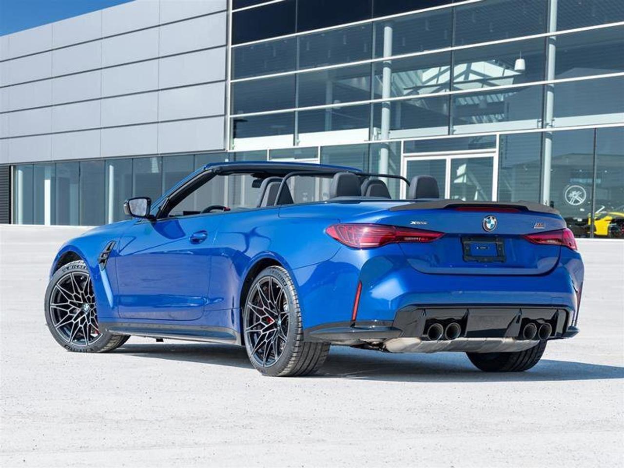 2025 BMW M4 Competition xDrive Cabriolet Premium Pkg Advance D Photo