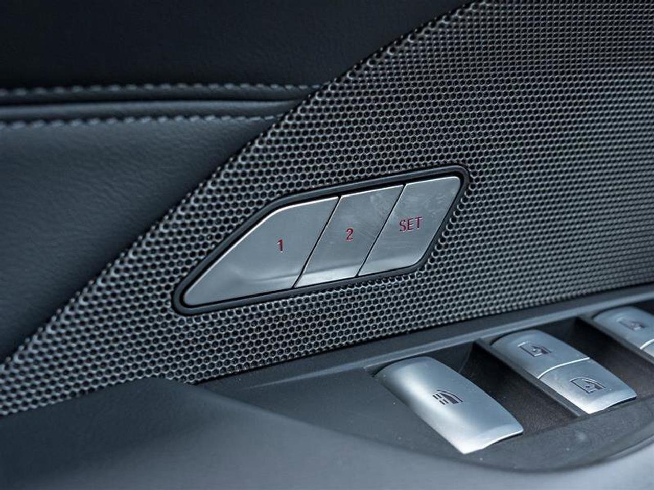 2025 BMW M4 Competition xDrive Cabriolet Premium Pkg Advance D Photo