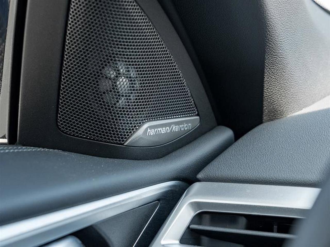 2025 BMW M4 Competition xDrive Cabriolet Premium Pkg Advance D Photo