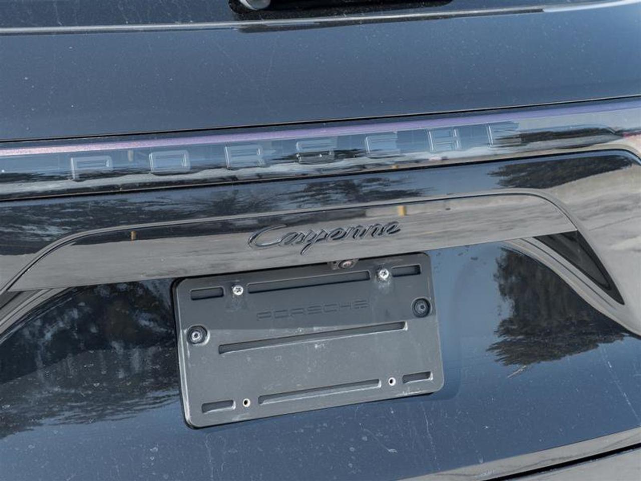 2021 Porsche Cayenne AWD Premium Plus Pkg 21 RS Spyder Design Wheels in Photo