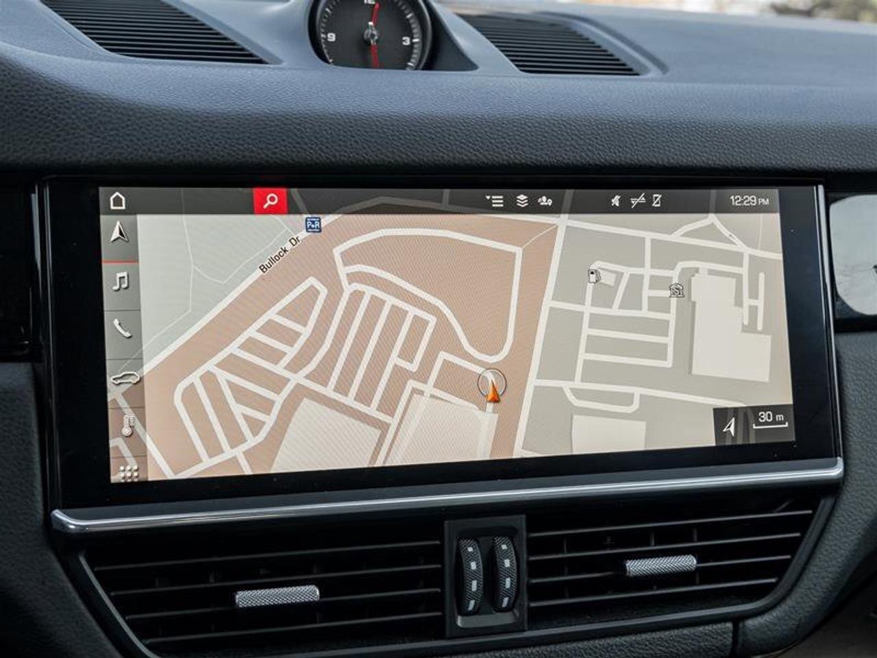 2021 Porsche Cayenne AWD Premium Plus Pkg 21 RS Spyder Design Wheels in Photo