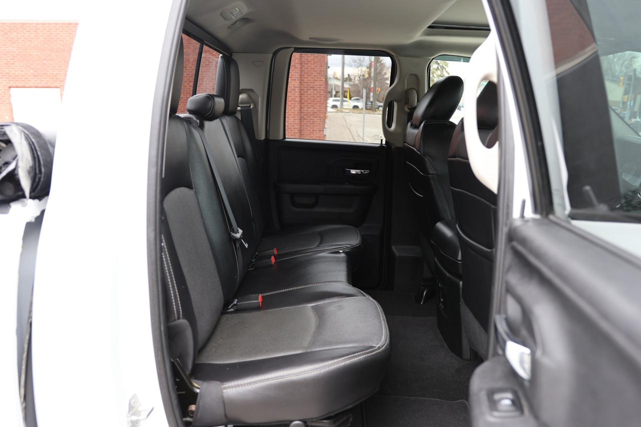 2016 RAM 1500 SPORT 4WD-5.7L HEMI/QUADCAB/R STARTER/NAV/BCAM/P S Photo