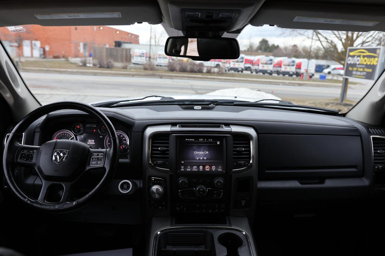 2016 RAM 1500 SPORT 4WD-5.7L HEMI/QUADCAB/R STARTER/NAV/BCAM/P S Photo