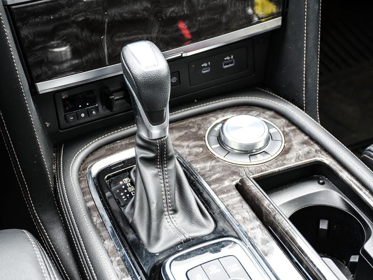 2023 Nissan Armada Platinum Panoroof   ACC + Lane Keeping Photo