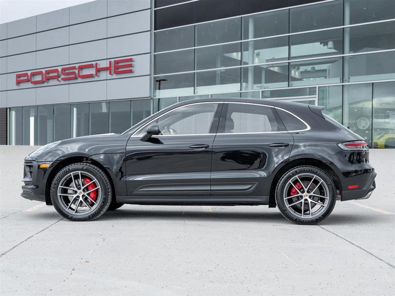 2022 Porsche Macan S AWD Premium Pkg Plus Burmester® High-End Surroun Photo