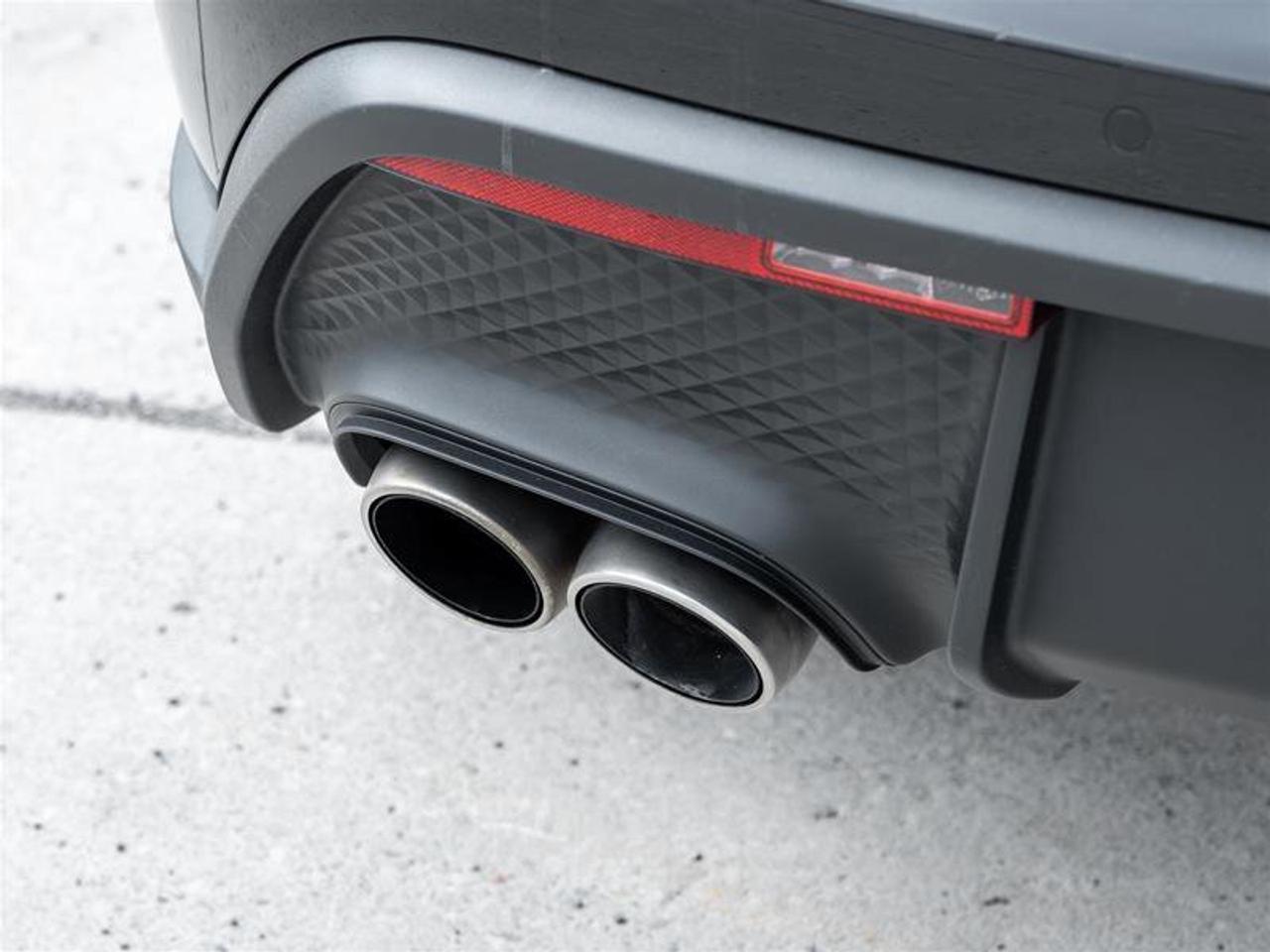 2022 Porsche Macan S AWD Premium Pkg Plus Burmester® High-End Surroun Photo