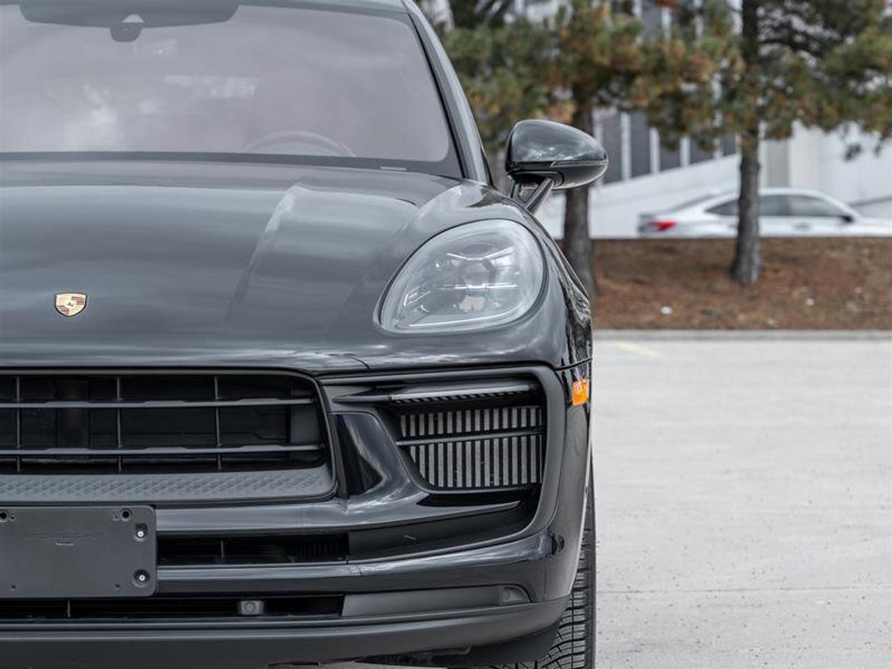 2022 Porsche Macan S AWD Premium Pkg Plus Burmester® High-End Surroun Photo