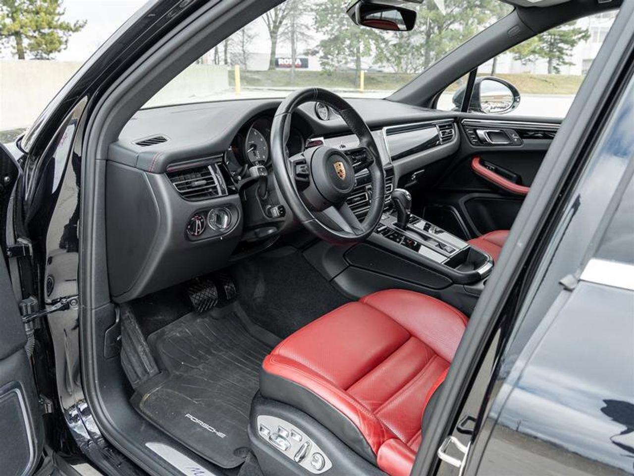 2022 Porsche Macan S AWD Premium Pkg Plus Burmester® High-End Surroun Photo