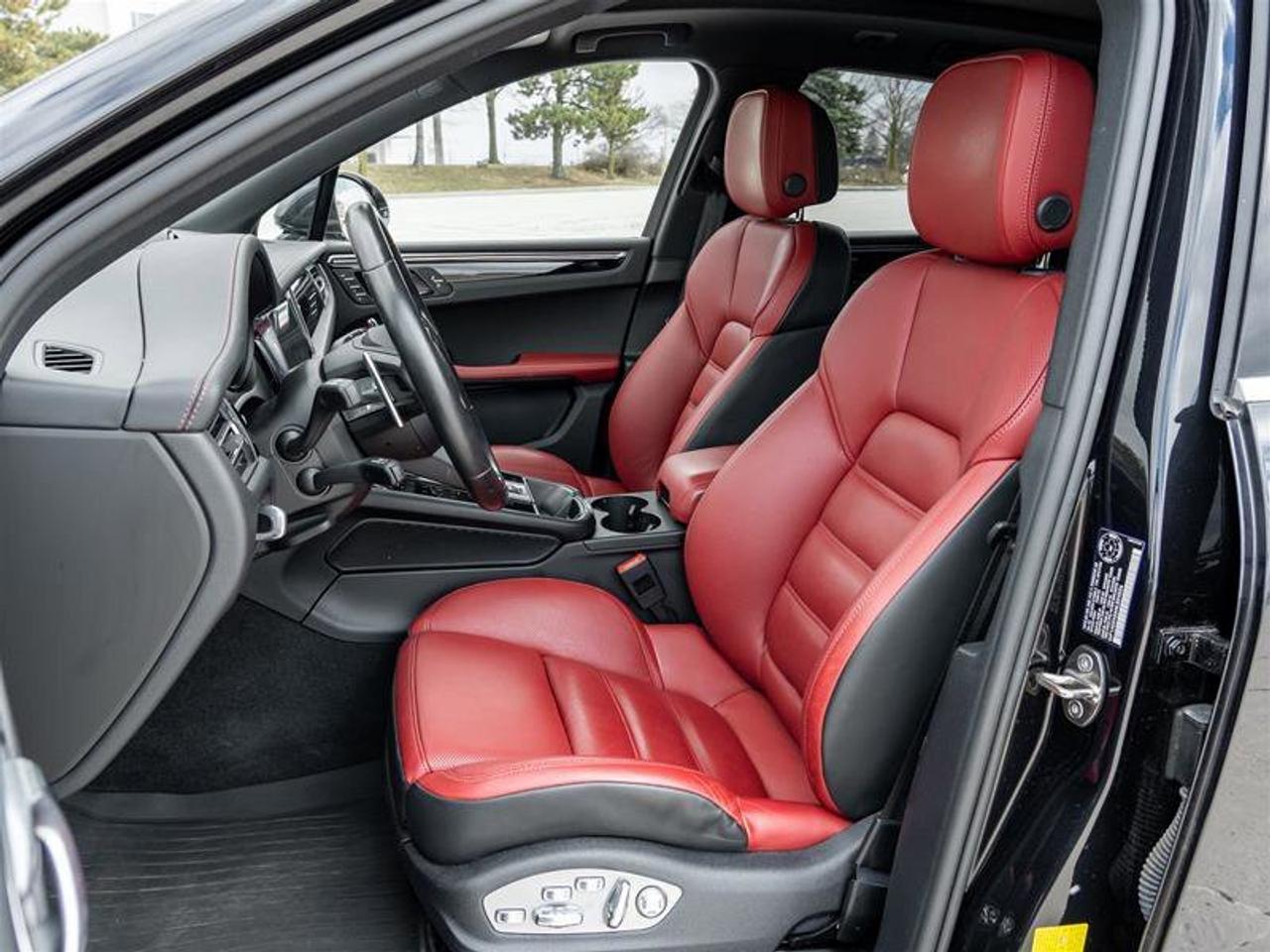 2022 Porsche Macan S AWD Premium Pkg Plus Burmester® High-End Surroun Photo