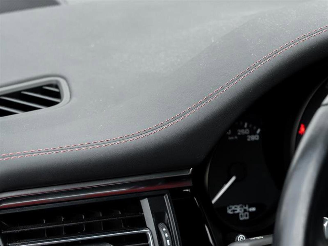 2022 Porsche Macan S AWD Premium Pkg Plus Burmester® High-End Surroun Photo