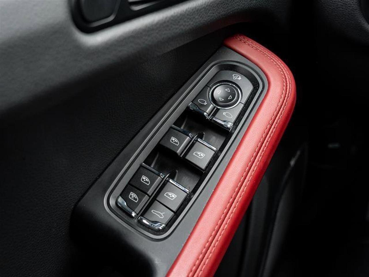 2022 Porsche Macan S AWD Premium Pkg Plus Burmester® High-End Surroun Photo