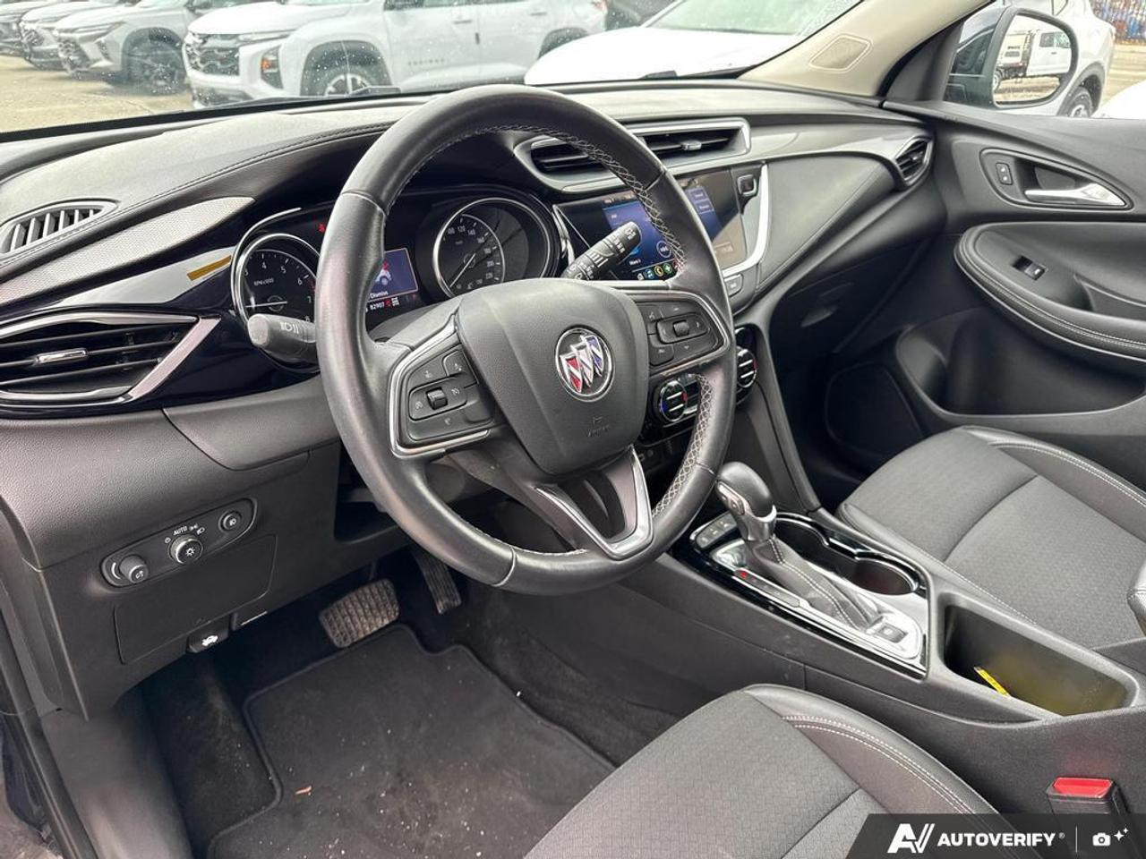 2020 Buick Encore GX Select AWD   ONE OWNER   NO CLAIMS   CARPLAY Photo