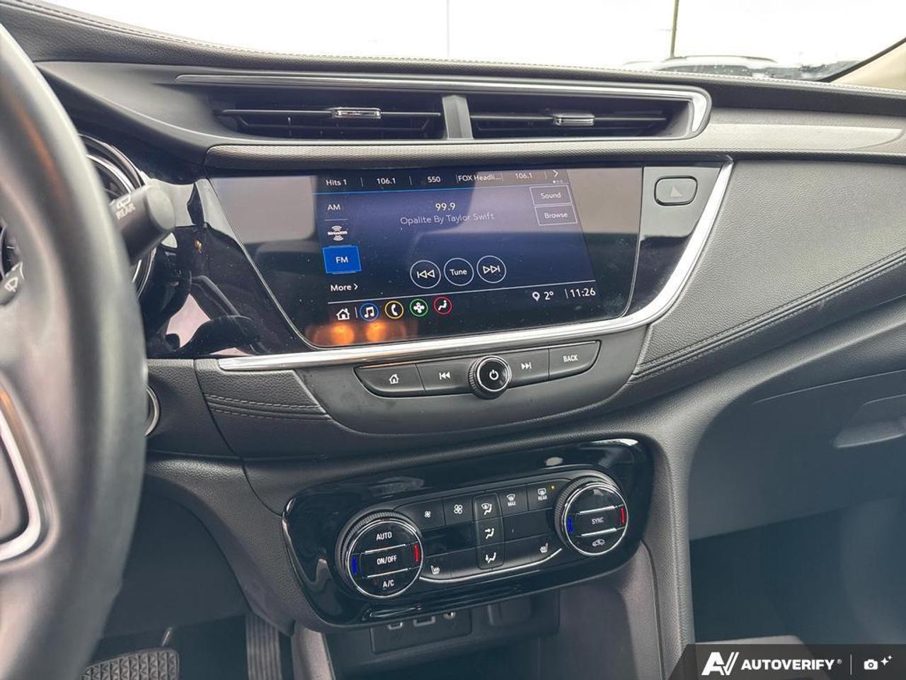 2020 Buick Encore GX Select AWD   ONE OWNER   NO CLAIMS   CARPLAY Photo