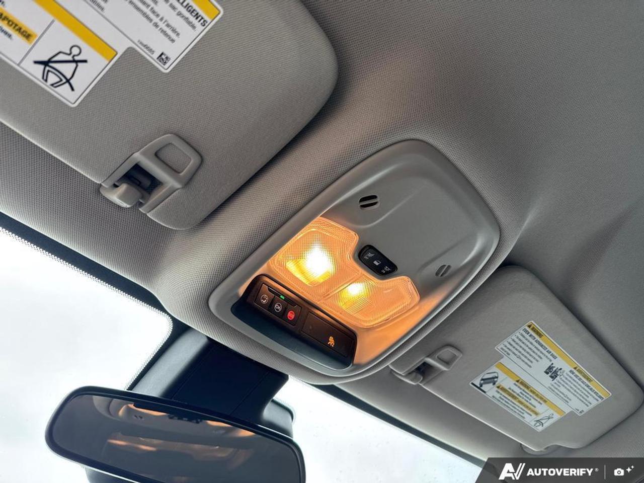 2020 Buick Encore GX Select AWD   ONE OWNER   NO CLAIMS   CARPLAY Photo