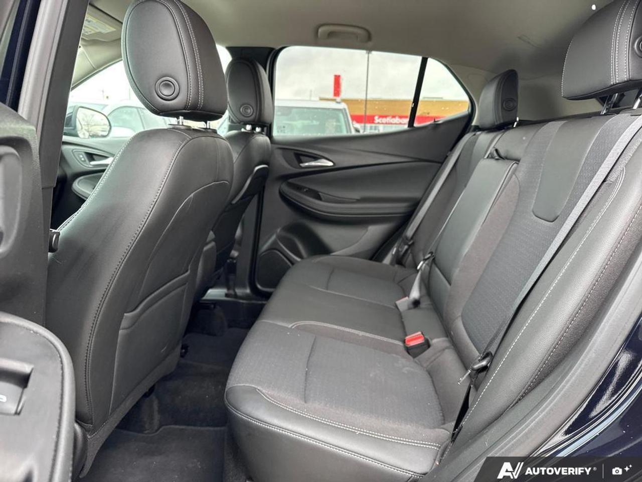 2020 Buick Encore GX Select AWD   ONE OWNER   NO CLAIMS   CARPLAY Photo