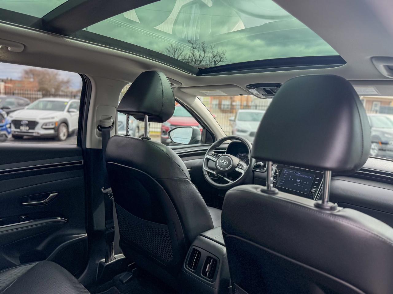 2022 Hyundai Tucson Preferred-Trend Pkg/I OWNER/BSM/REMOTE/PANO/CAMERA Photo