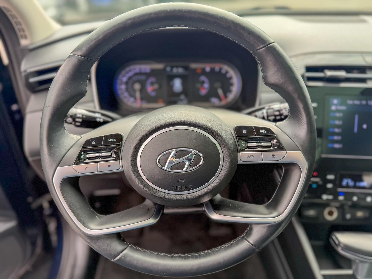 2022 Hyundai Tucson Preferred-Trend Pkg/I OWNER/BSM/REMOTE/PANO/CAMERA Photo