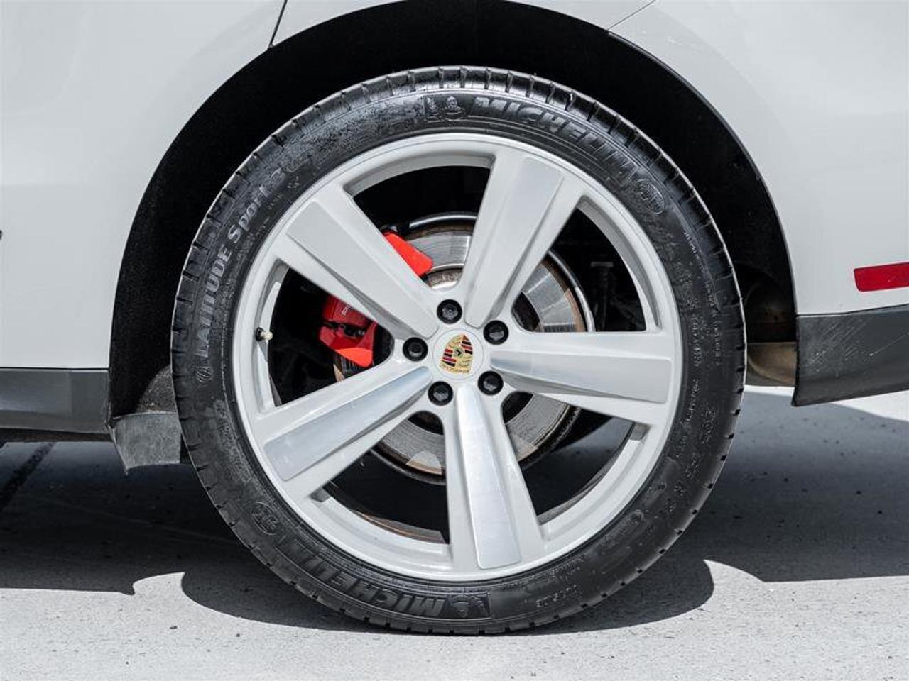 2023 Porsche Macan S AWD Premium Pkg Plus 21 Exclusive Design Sport W Photo