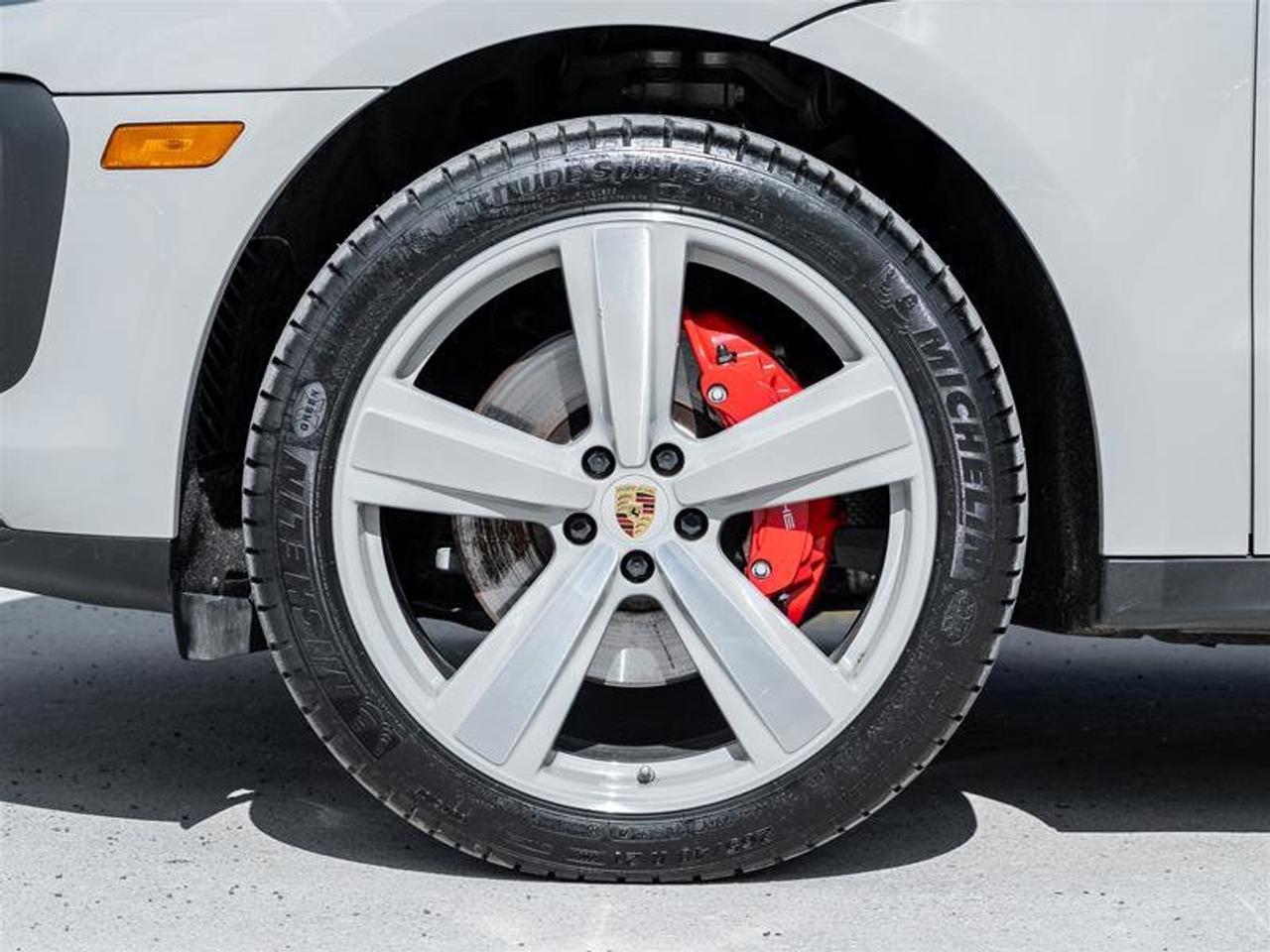 2023 Porsche Macan S AWD Premium Pkg Plus 21 Exclusive Design Sport W Photo