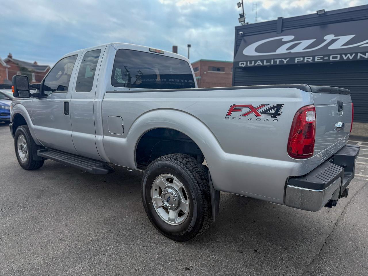 2016 Ford F-250 4WD Extended Cab 142 XLT/CAMERA/REMOTE/6.2L/LOW KM Photo