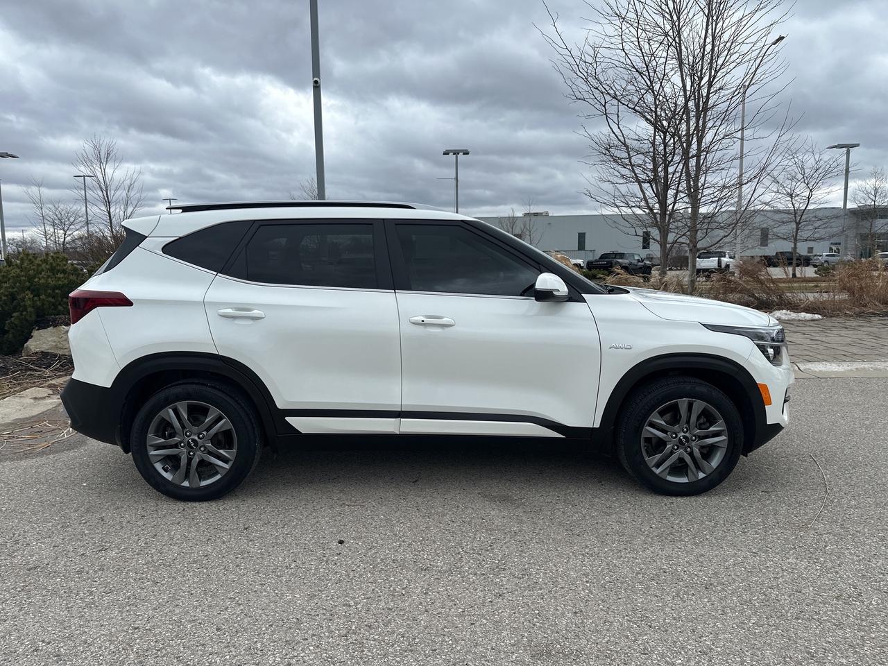 2022 Kia Seltos EX AWD Photo