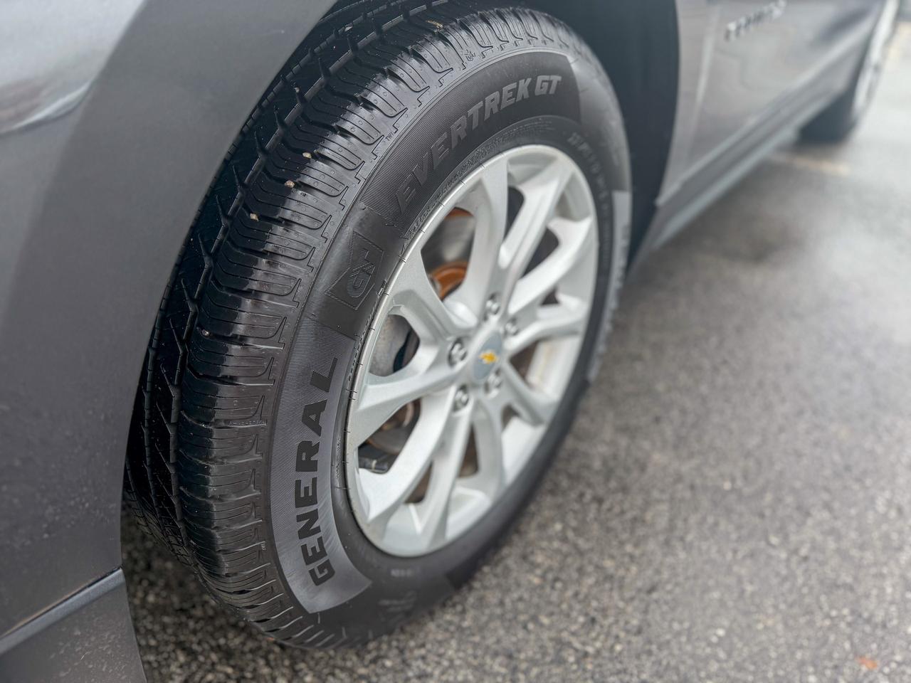 2018 Chevrolet Equinox AWD 4dr LT w-1LT Photo