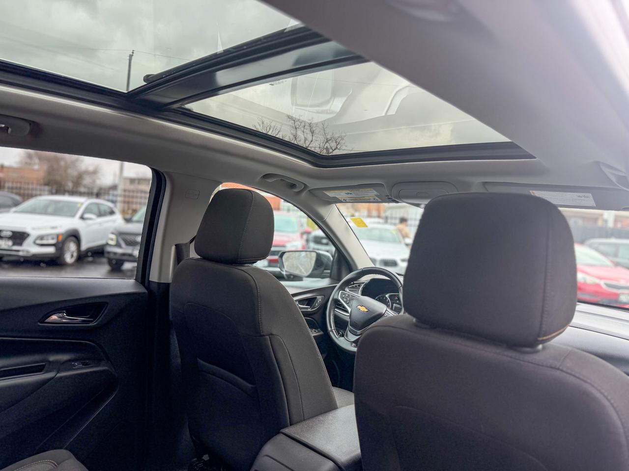 2018 Chevrolet Equinox AWD 4dr LT w-1LT Photo