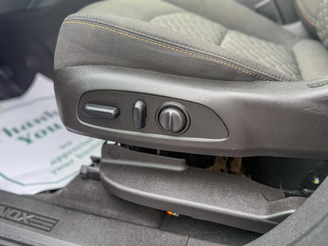 2018 Chevrolet Equinox AWD 4dr LT w-1LT Photo