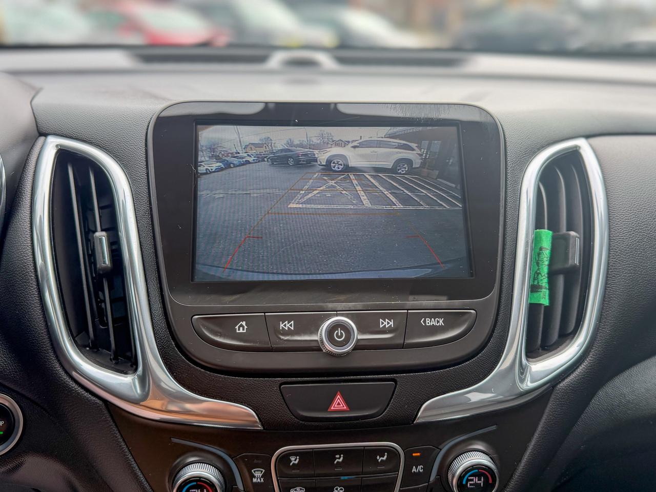 2018 Chevrolet Equinox AWD 4dr LT w-1LT Photo