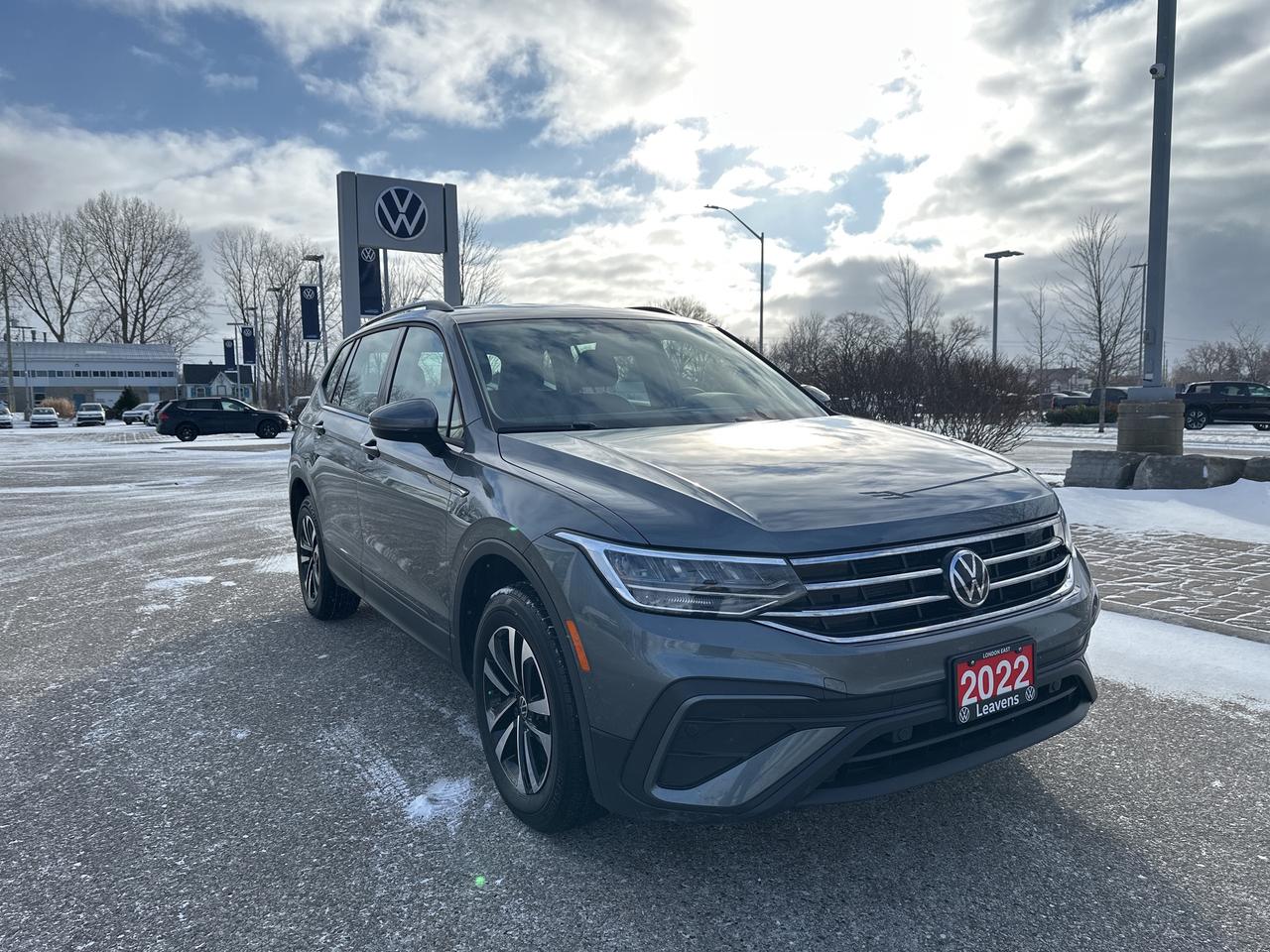 2022 Volkswagen Tiguan Trendline 4Motion Photo