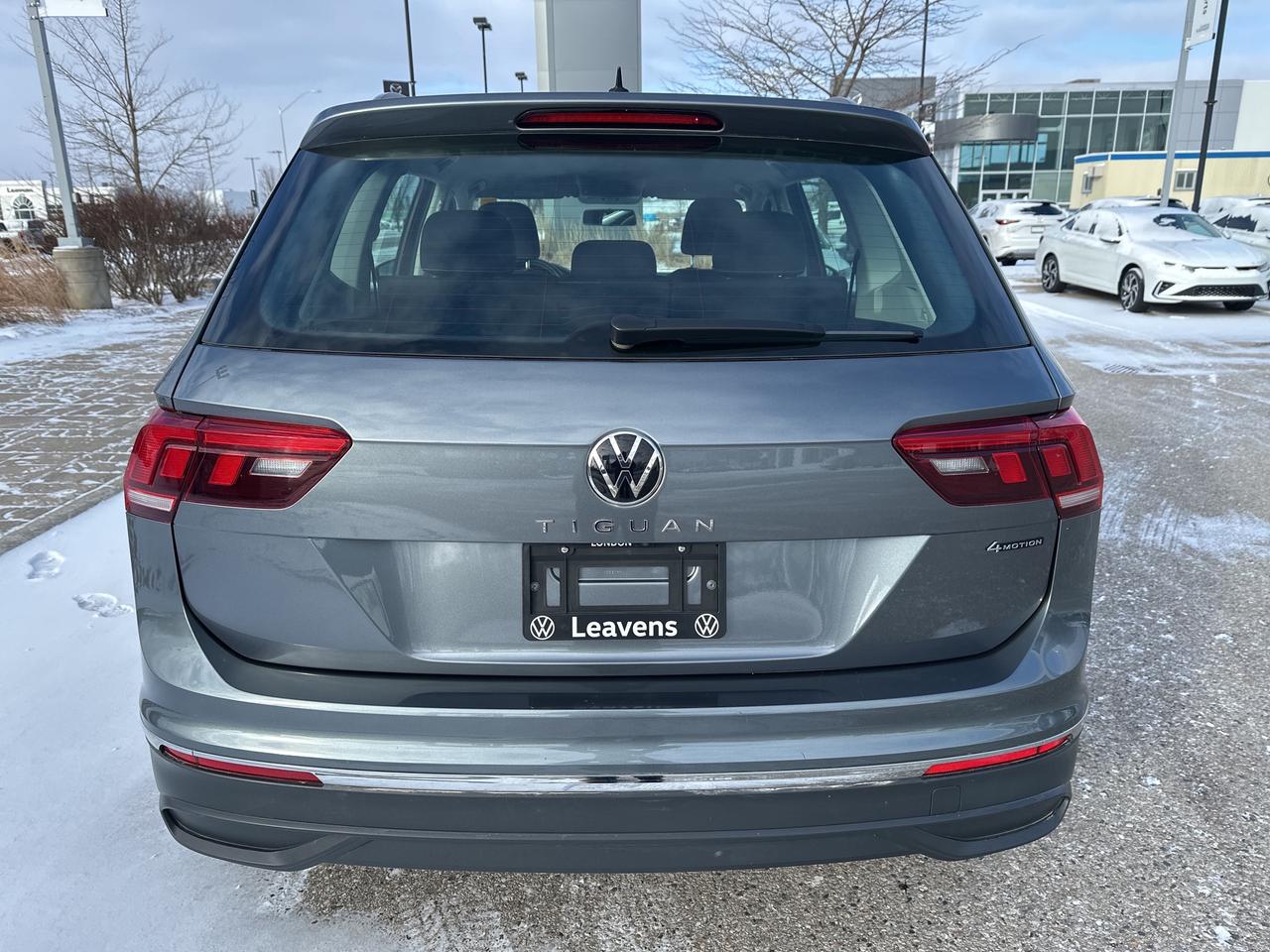 2022 Volkswagen Tiguan Trendline 4Motion Photo