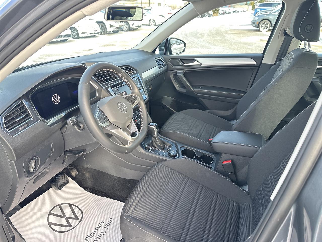 2022 Volkswagen Tiguan Trendline 4Motion Photo