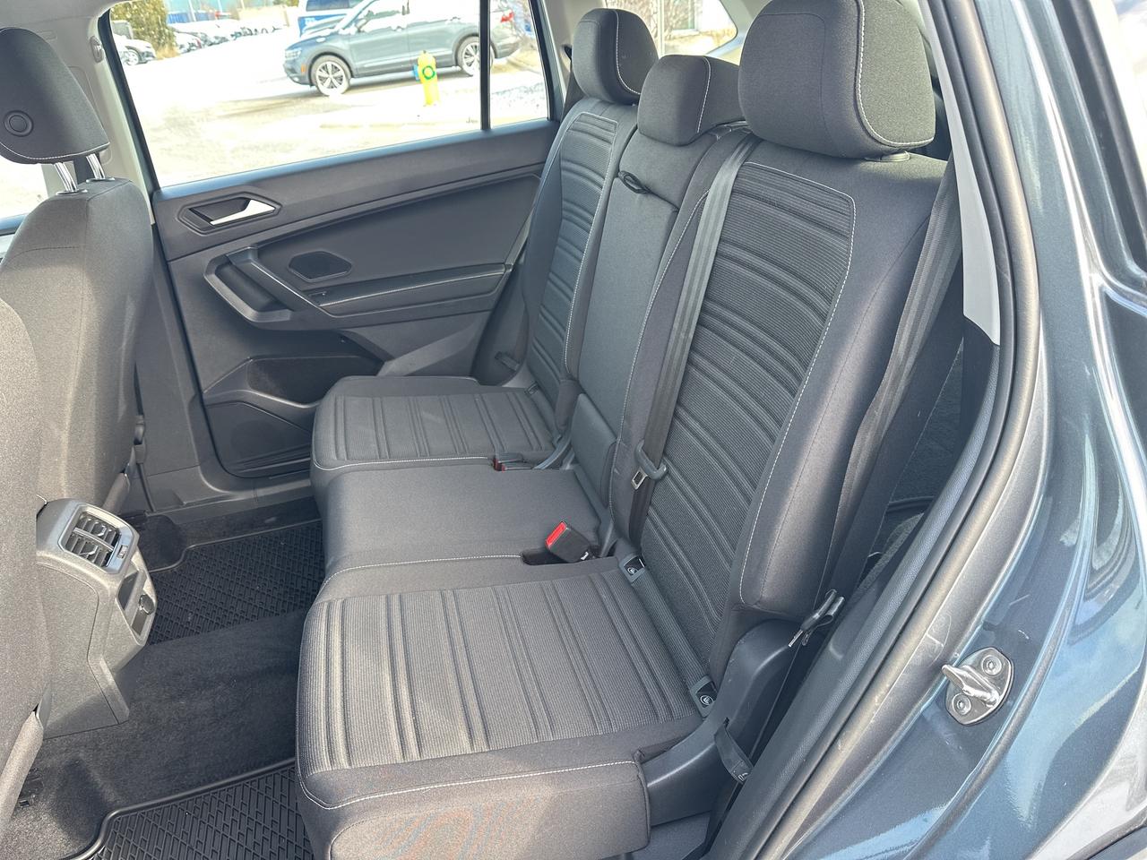 2022 Volkswagen Tiguan Trendline 4Motion Photo