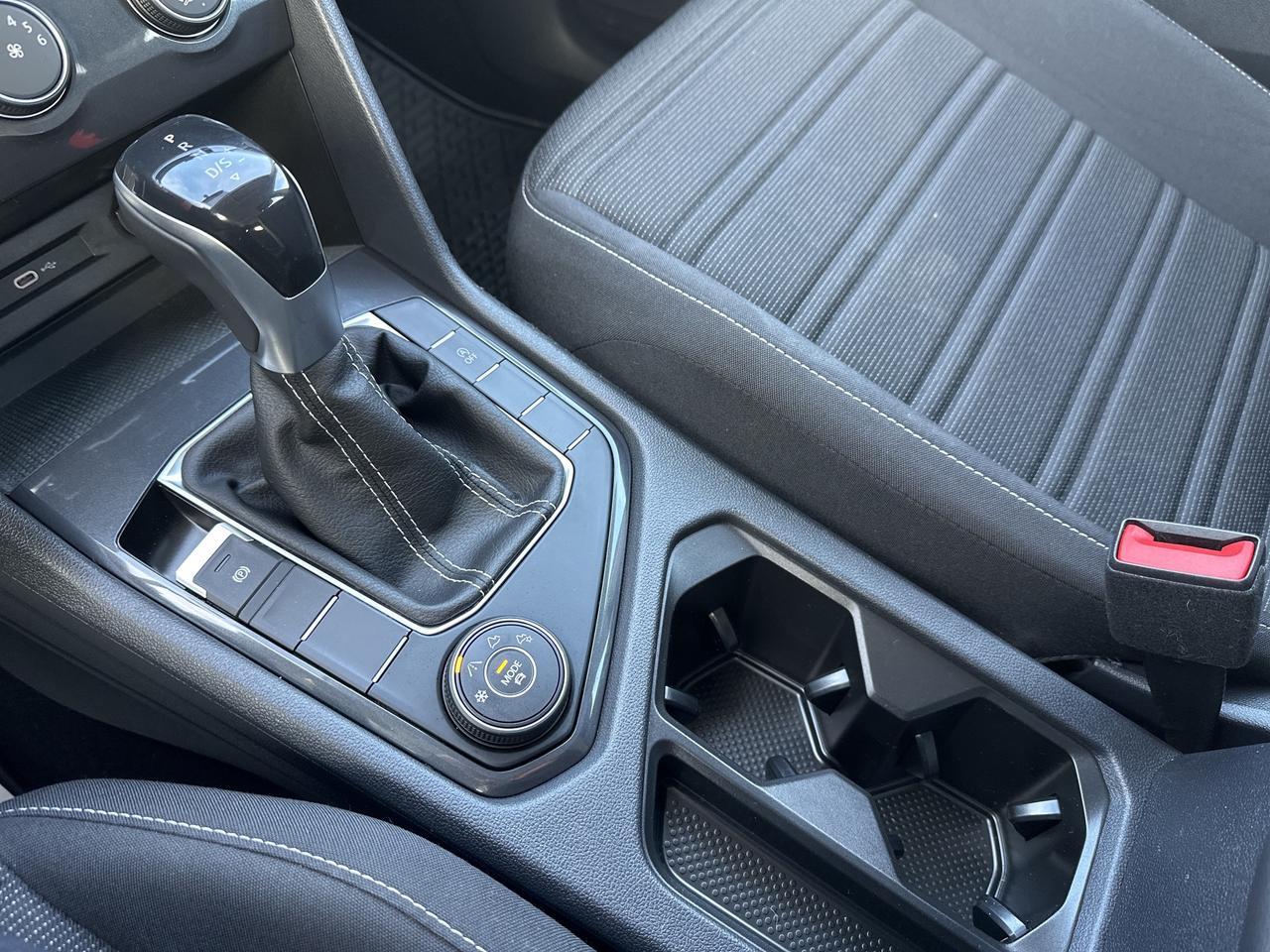 2022 Volkswagen Tiguan Trendline 4Motion Photo