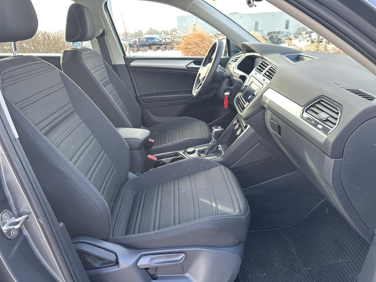 2022 Volkswagen Tiguan Trendline 4Motion Photo