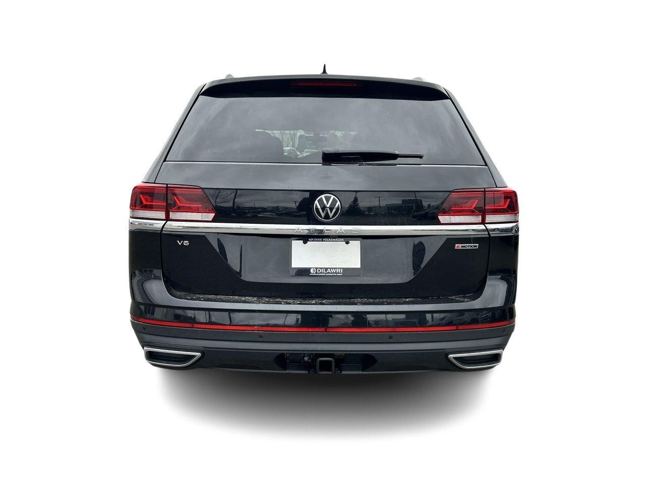 2021 Volkswagen Atlas Highline 3.6L 8sp at w/Tip 4MOTION Sunroof  Alloy Photo