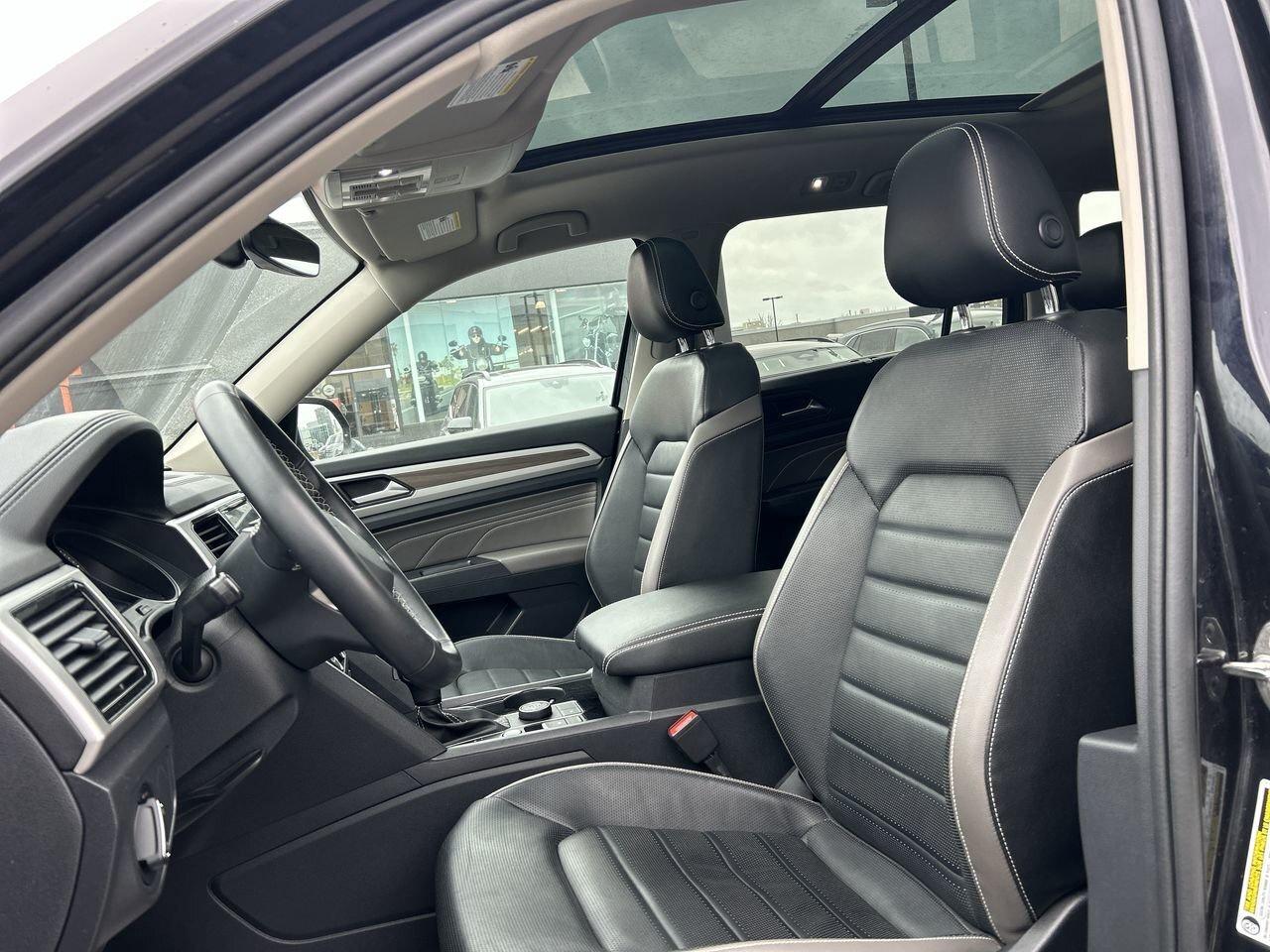 2021 Volkswagen Atlas Highline 3.6L 8sp at w/Tip 4MOTION Sunroof  Alloy Photo