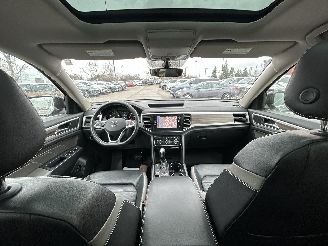 2021 Volkswagen Atlas Highline 3.6L 8sp at w/Tip 4MOTION Sunroof  Alloy Photo