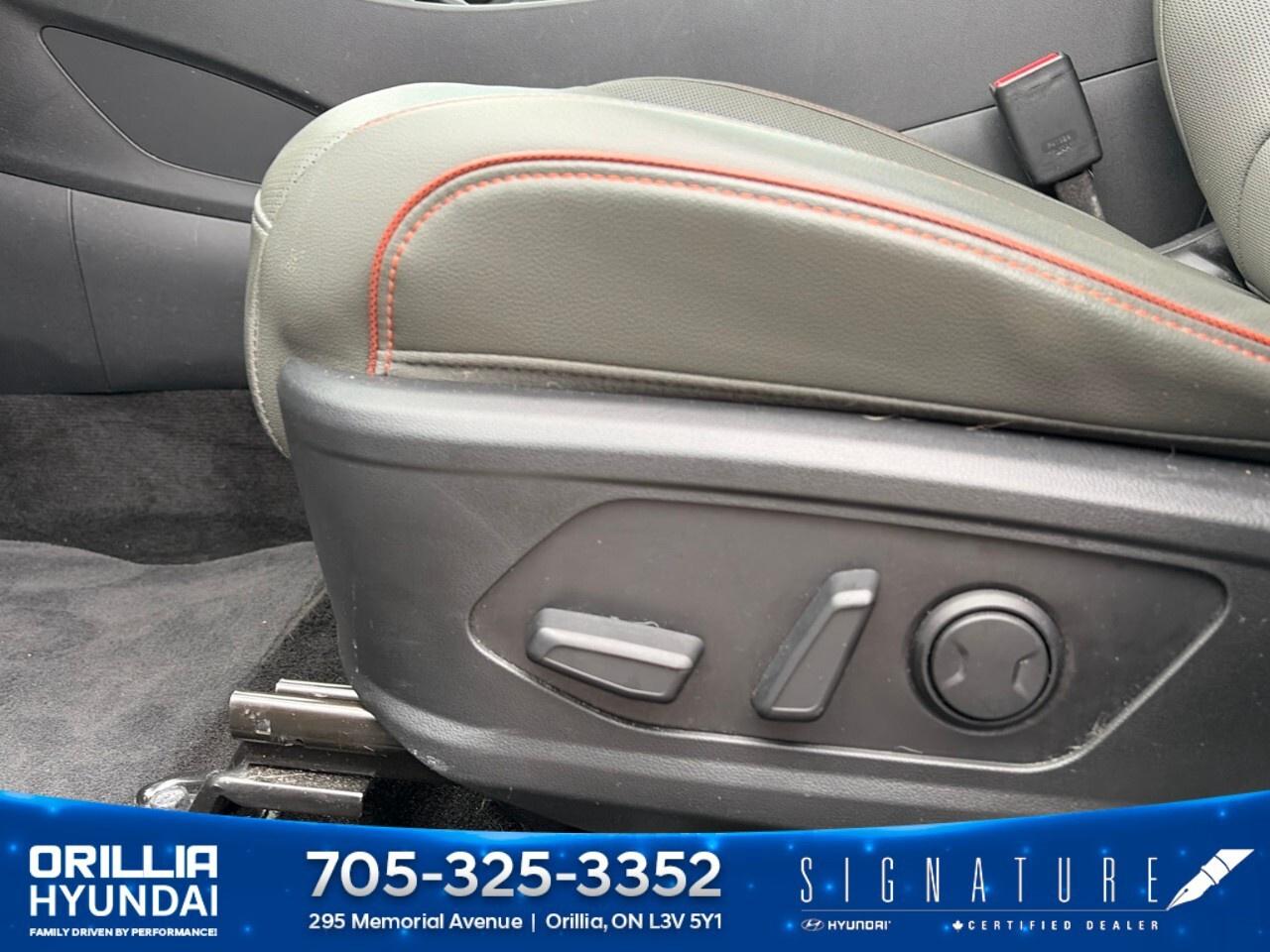 2024 Hyundai Santa Cruz Ultimate AWD w/Colour Pkg *Ltd Avail* Photo