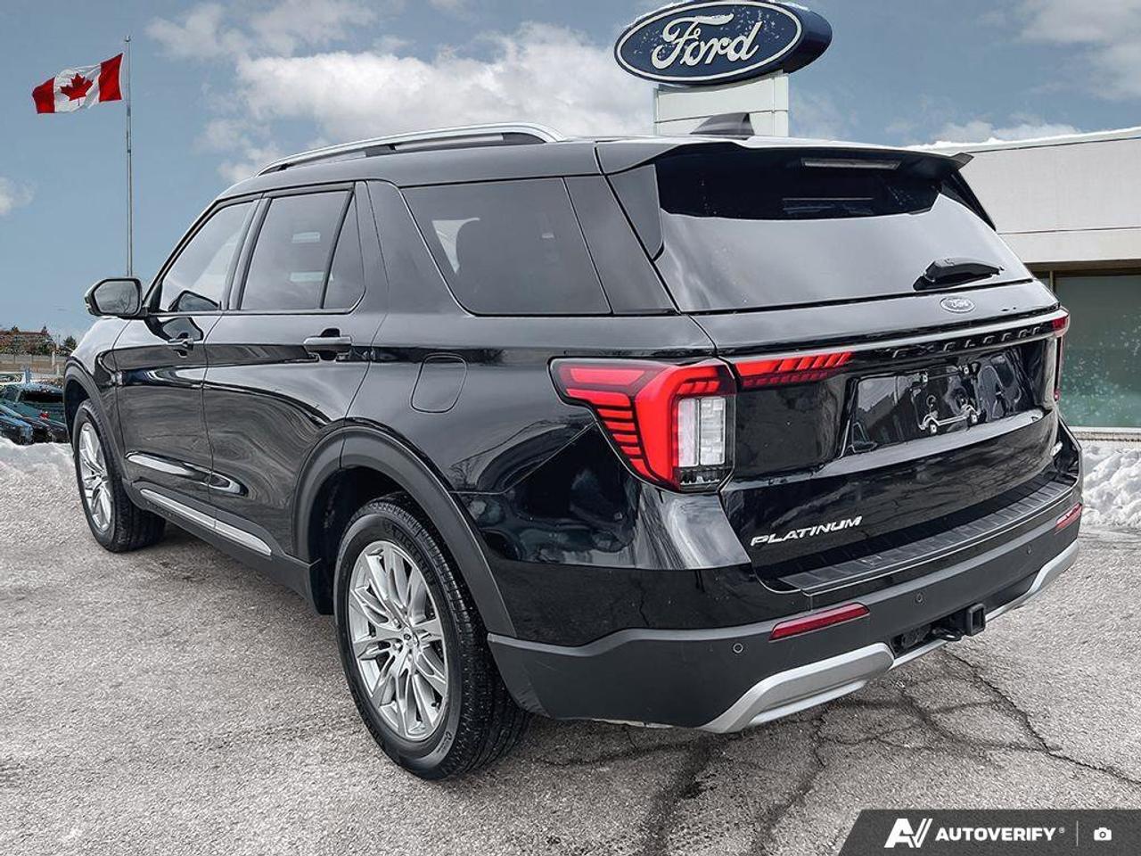 2025 Ford Explorer Platinum   HTD STEER WHEEL   HTD SEATS Photo4