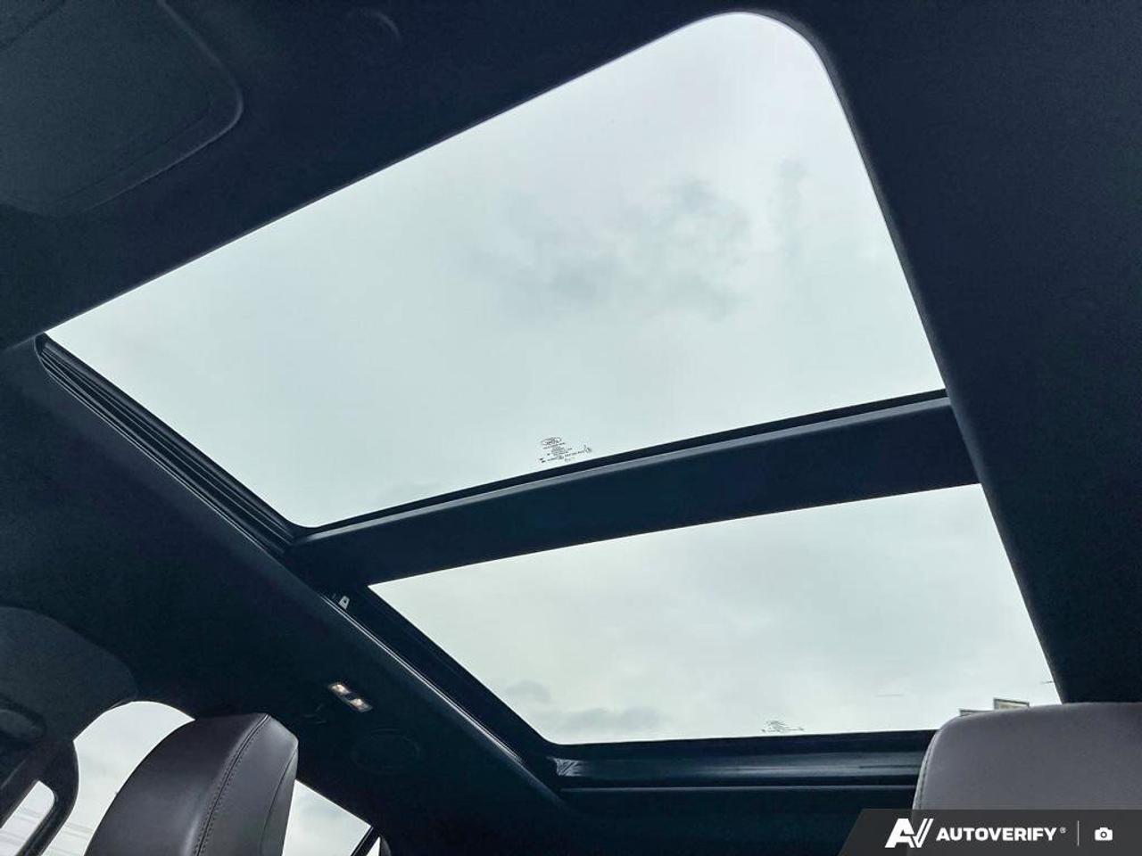 2025 Ford Explorer Platinum   HTD STEER WHEEL   HTD SEATS Photo