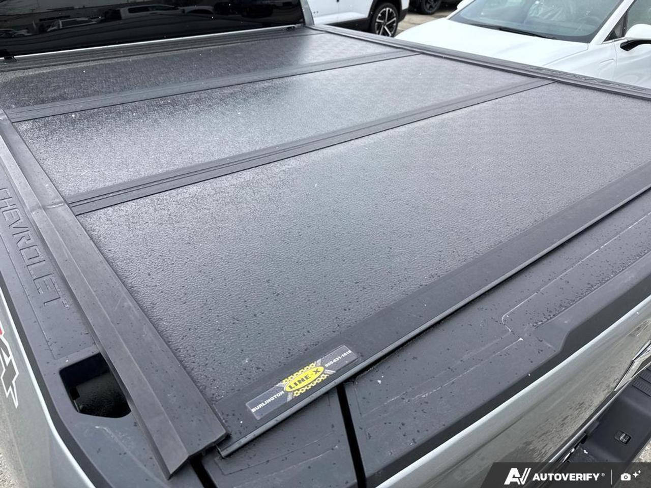 2023 Chevrolet Silverado 1500 RST   6.2L V8   TONNEAU COVER   NO CLAIMS Photo