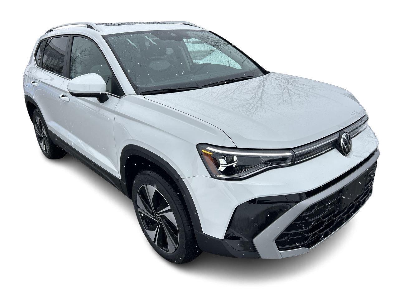 2026 Volkswagen Taos Highline 4MOTION Genuine Leather  Satellite Naviga Photo