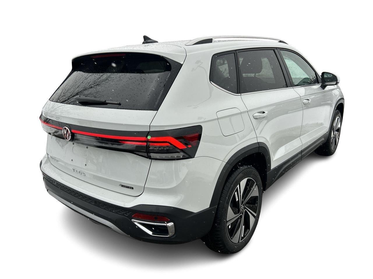 2026 Volkswagen Taos Highline 4MOTION Genuine Leather  Satellite Naviga Photo