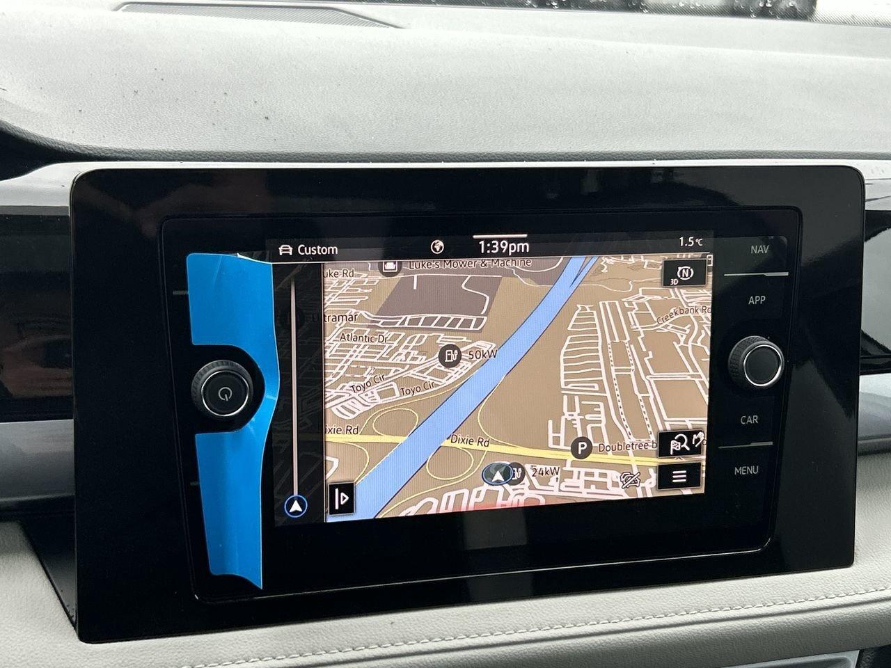 2026 Volkswagen Taos Highline 4MOTION Genuine Leather  Satellite Naviga Photo