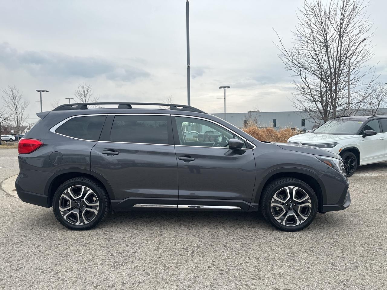 2024 Subaru ASCENT Limited 7-Passenger Photo4
