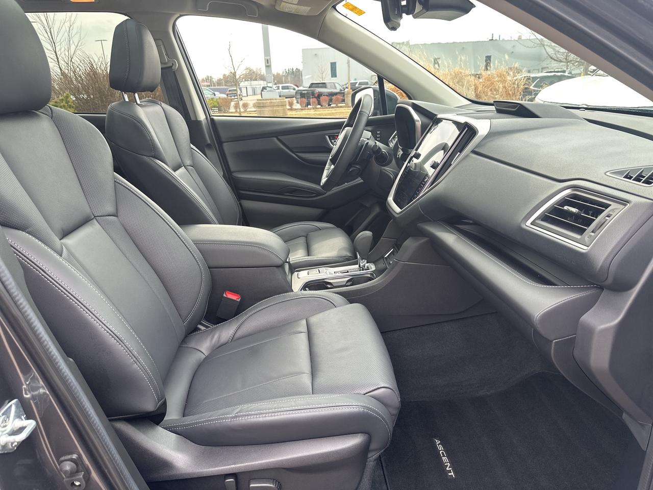 2024 Subaru ASCENT Limited 7-Passenger Photo